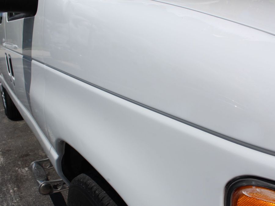 2005 Ford E-Series E-250