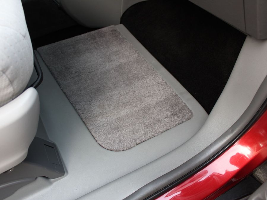 2018 Toyota Sienna LE VMI Legend II