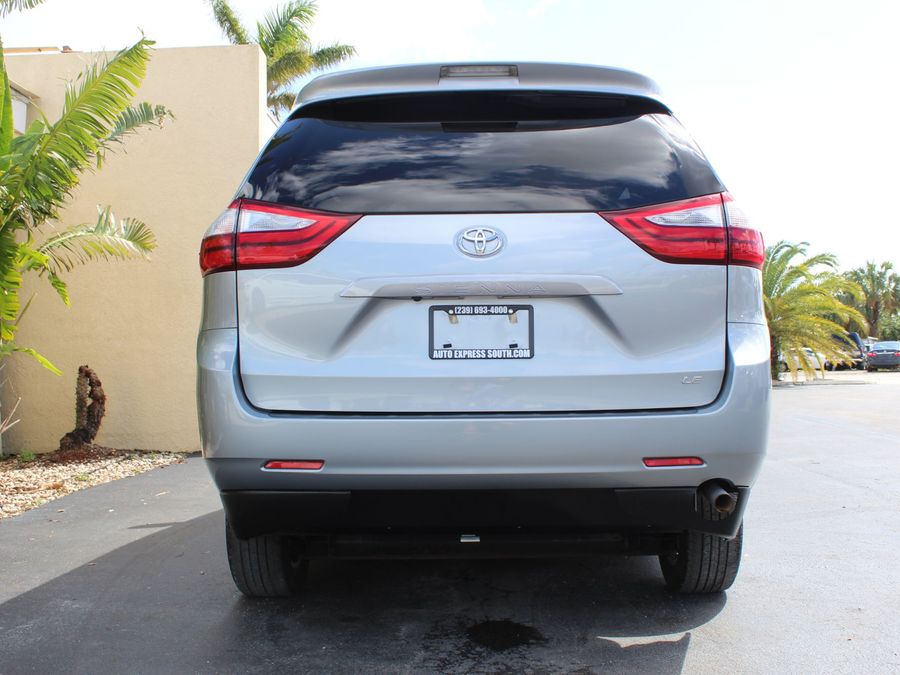 2017 Toyota Sienna LE Mobility