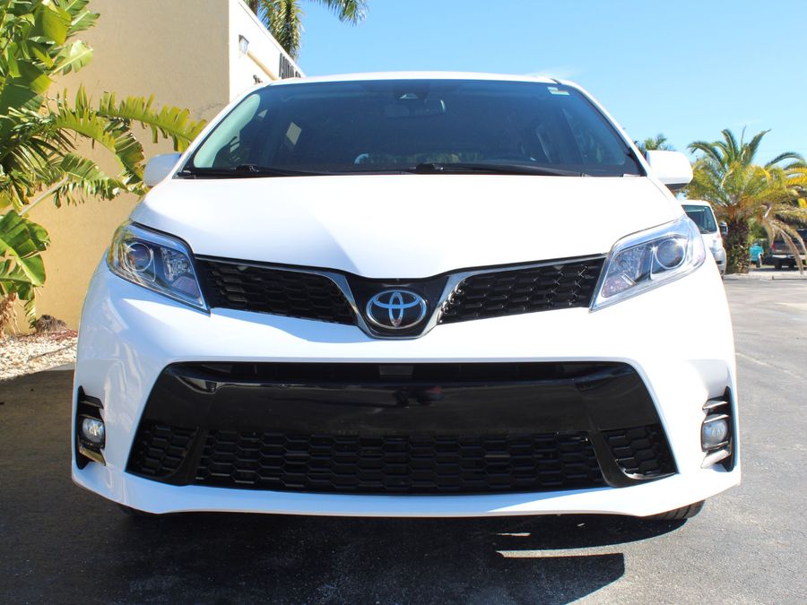 2018 Toyota Sienna SE