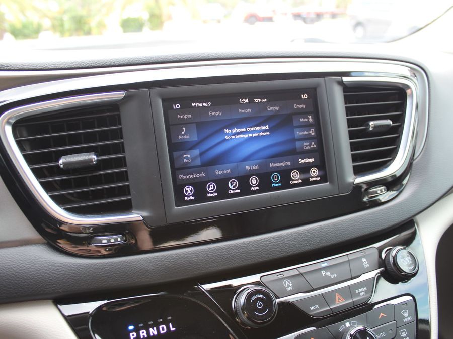 2020 Chrysler Pacifica Touring L