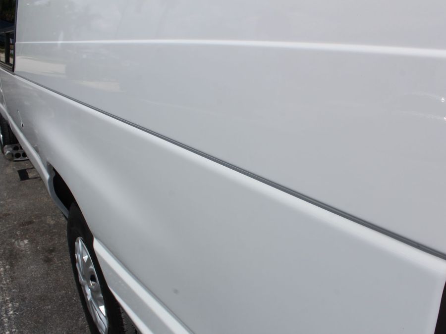 2005 Ford E-Series E-250