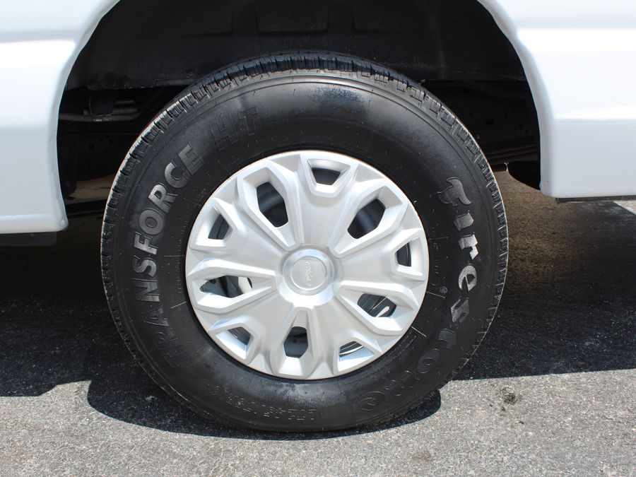 2005 Ford E-Series E-250