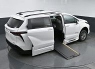 2024 Toyota Sienna XLE 7-Passenger