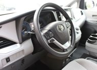 2018 Toyota Sienna LE VMI Legend II