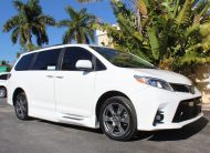 2018 Toyota Sienna SE