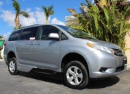 2017 Toyota Sienna LE Mobility