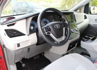 2018 Toyota Sienna LE VMI Legend II