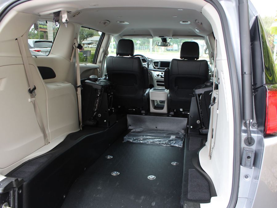 2020 Chrysler Pacifica Touring L