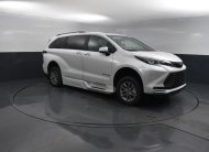 2024 Toyota Sienna XLE 7-Passenger