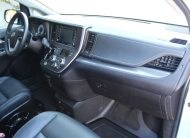 2018 Toyota Sienna SE
