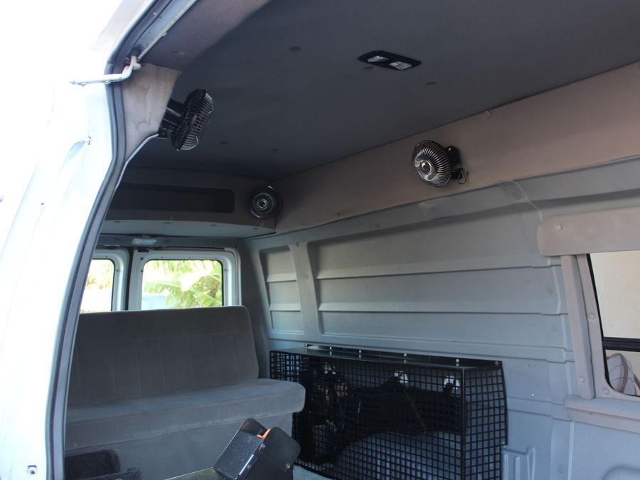 2005 Ford E-Series E-250