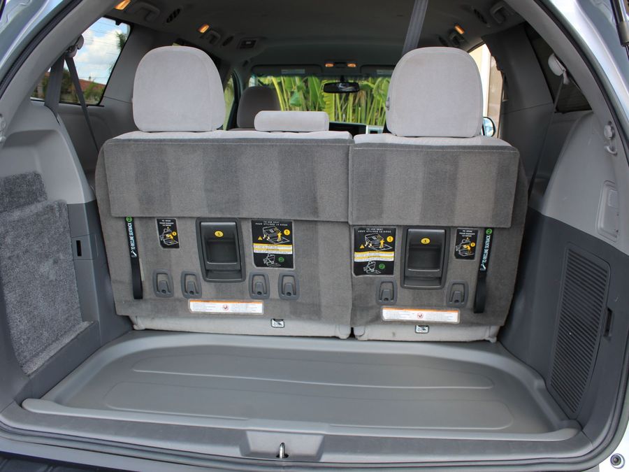 2017 Toyota Sienna LE Mobility