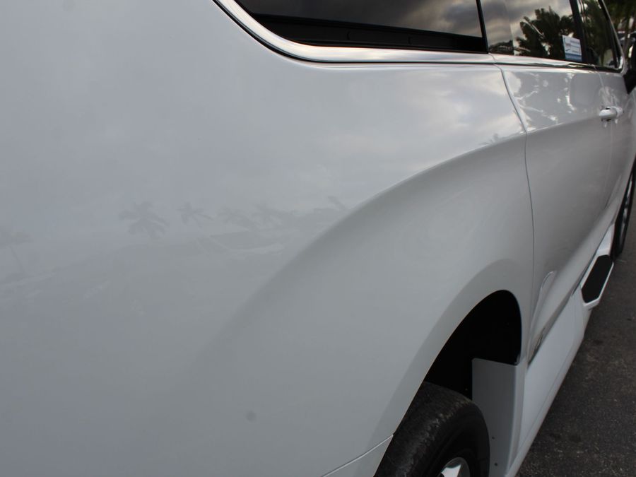 2022 Chrysler Voyager LX