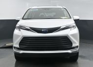 2024 Toyota Sienna XLE 7-Passenger