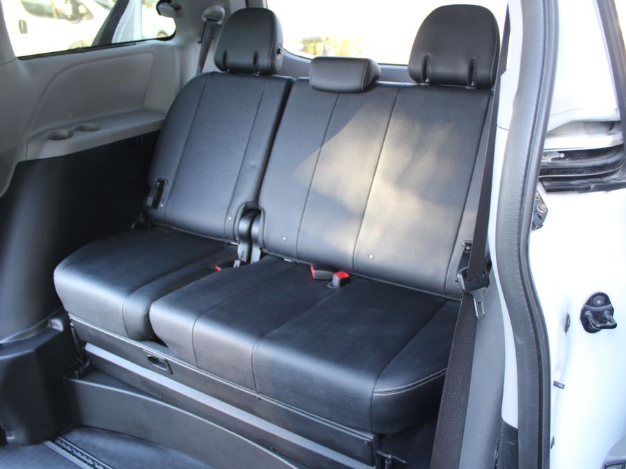 2018 Toyota Sienna SE