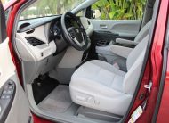 2018 Toyota Sienna LE VMI Legend II