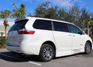 2019 Toyota Sienna XLE Premium
