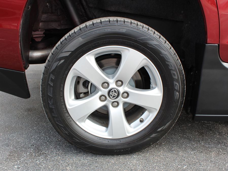 2018 Toyota Sienna LE VMI Legend II