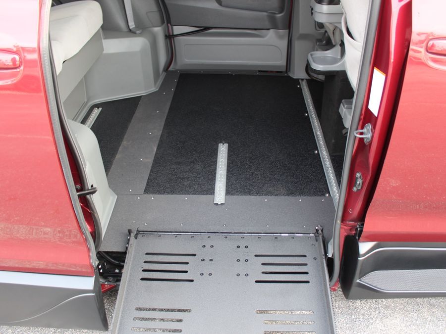 2018 Toyota Sienna LE VMI Legend II