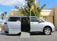 2017 Toyota Sienna LE Mobility