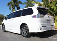 2018 Toyota Sienna SE