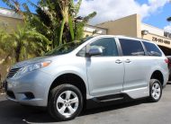 2017 Toyota Sienna LE Mobility