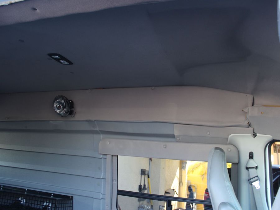 2005 Ford E-Series E-250