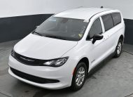 2025 Chrysler Voyager LX