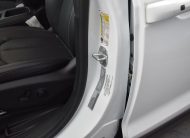 2025 Chrysler Voyager LX