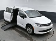 2025 Chrysler Voyager LX