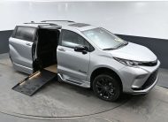 2025 Toyota Sienna XSE